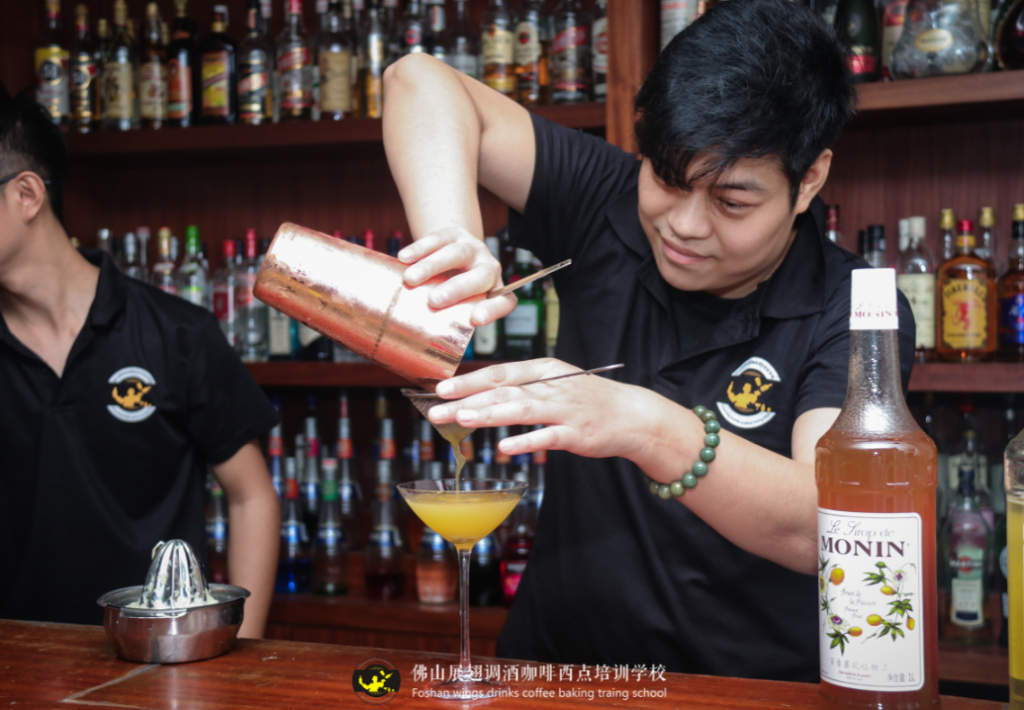 調(diào)酒師如何讓身邊人了解飲酒文化？